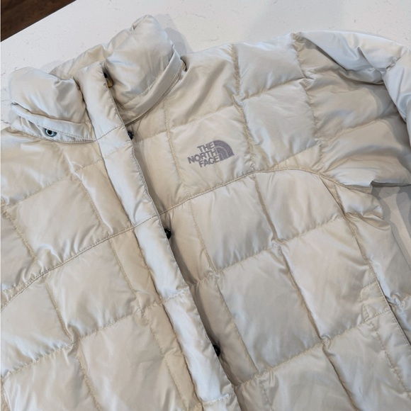 FLASH SALE⚡️North Face Puffer - Picture 3 of 7